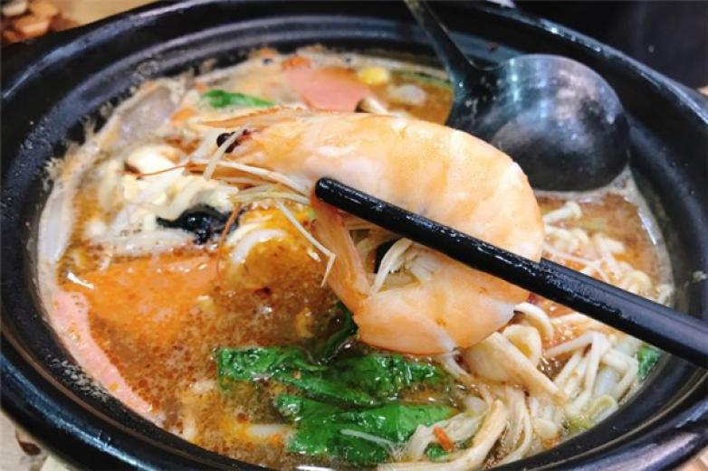 金盛园云南过桥米线